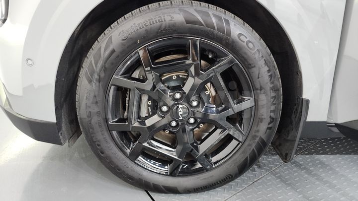 Kia Carnival 2025 — 5