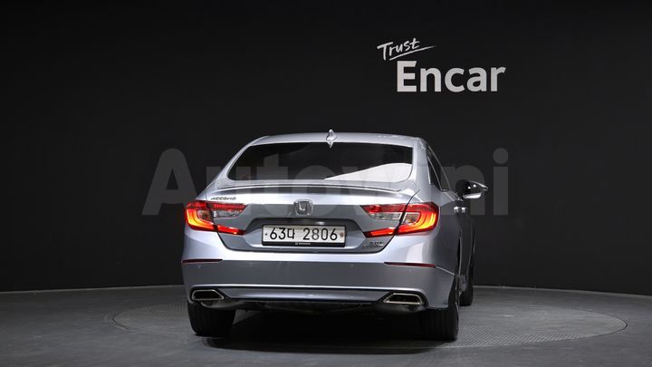 Honda Accord 2018 — 4