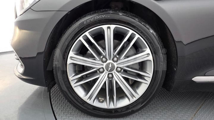 Genesis G80 2018 — 5