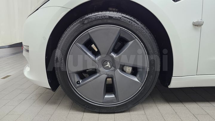 Tesla Model 3 2021 — 5