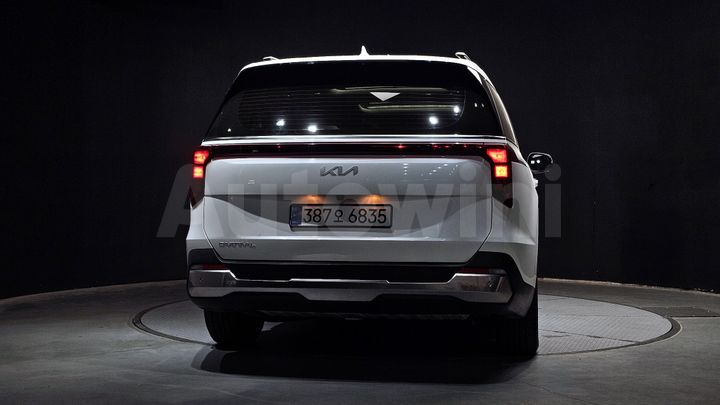 Kia Carnival 2024 — 4