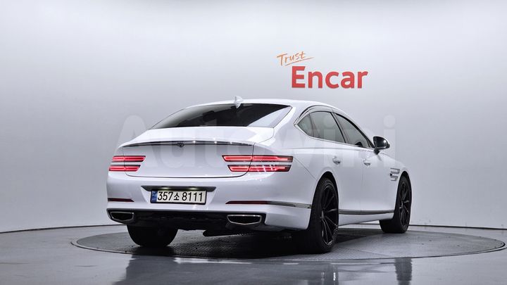 Genesis G80 2021 — 2