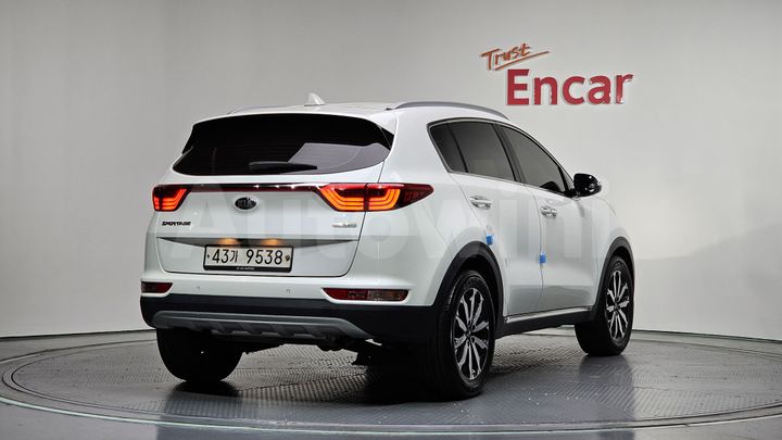 Kia Sportage 2018 — 2