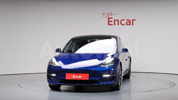 Tesla Model 3 2020 — 3