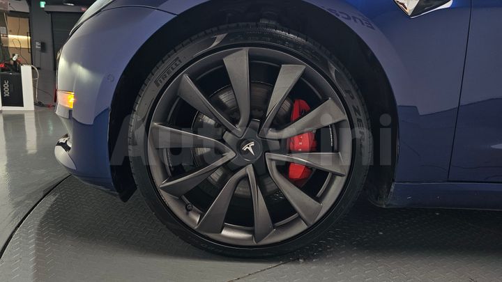 Tesla Model 3 2020 — 5