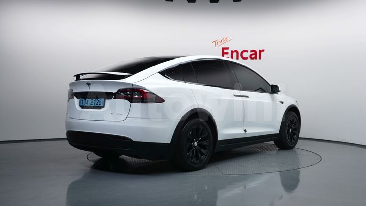 Tesla Model X 2020 — 2