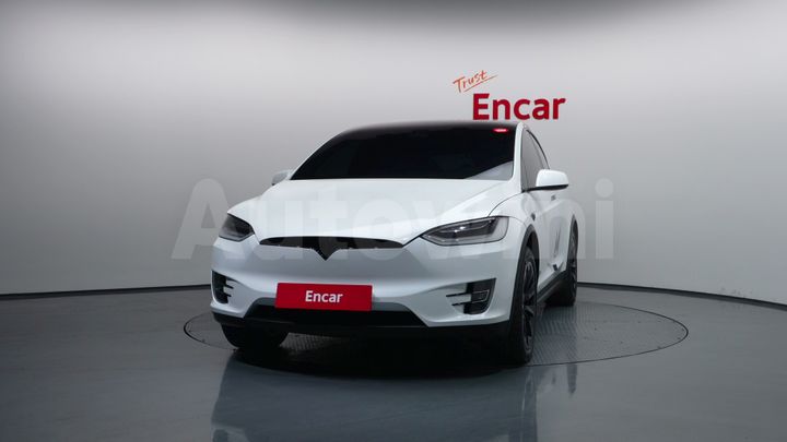 Tesla Model X 2020 — 3