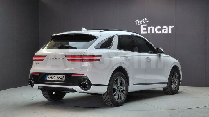 Genesis GV70 2023 — 2
