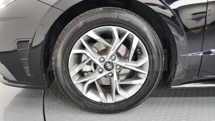Hyundai Sonata 2023 — 5