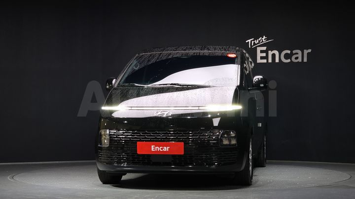 Hyundai Staria 2022 — 3