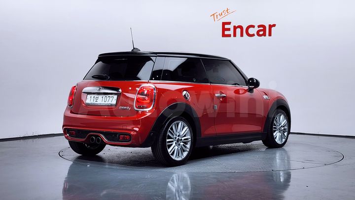 Mini Cooper 2015 — 2