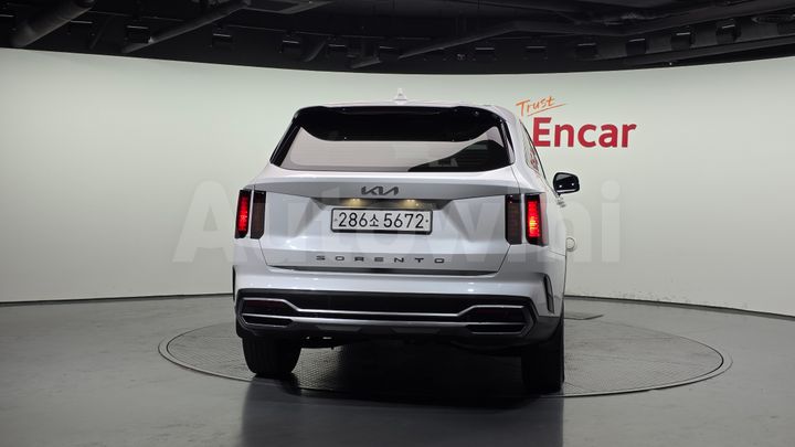 Kia Sorento 2022 — 4