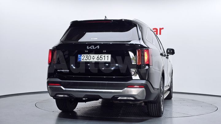 Kia Sorento 2025 — 4
