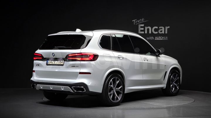 BMW X5 2022 — 2