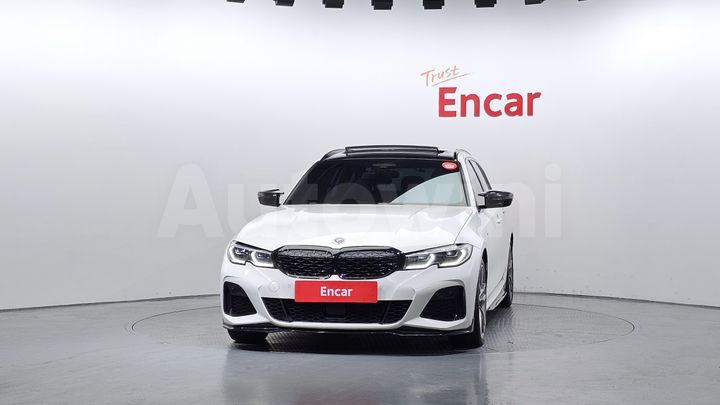 BMW 3 Series 2021 — 3