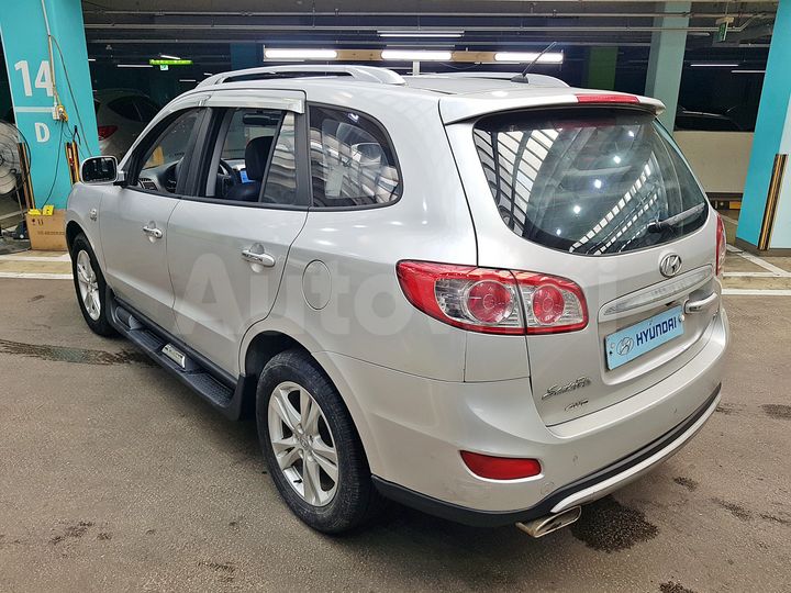 Hyundai SantaFe 2012 — 5