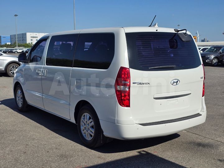 Hyundai Starex 2017 — 4