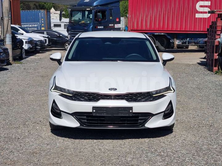 Kia K5 2021 — 2