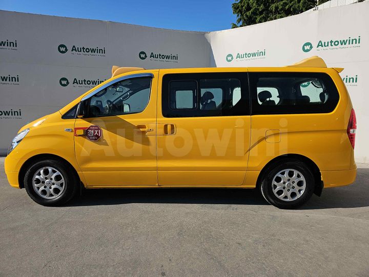 Hyundai Starex 2015 — 2