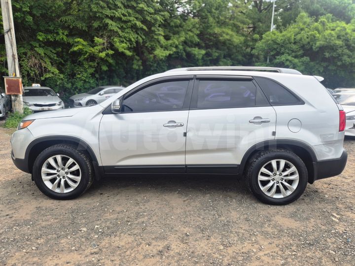 Kia Sorento 2010 — 2