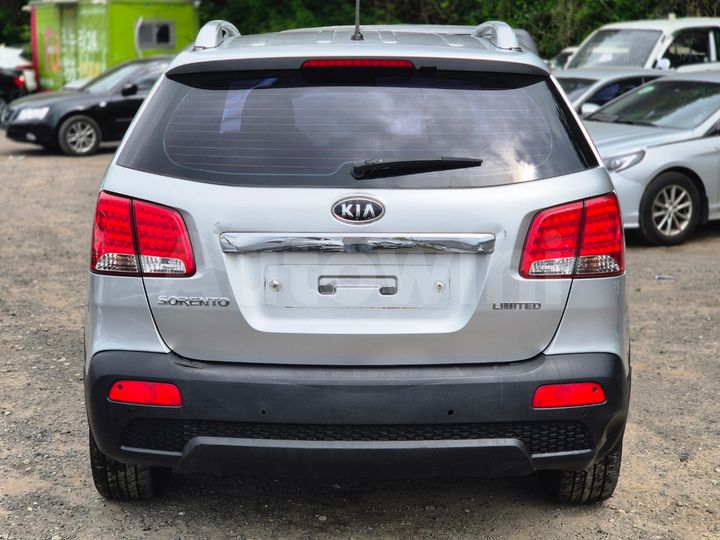 Kia Sorento 2010 — 5