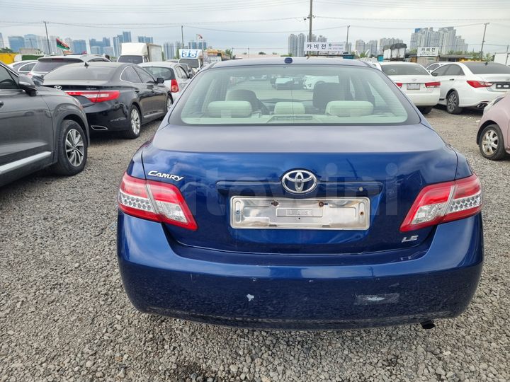 Toyota Camry 2010 — 4