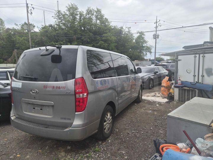 Hyundai Starex 2016 — 5