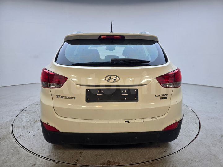 Hyundai Tucson 2011 — 5