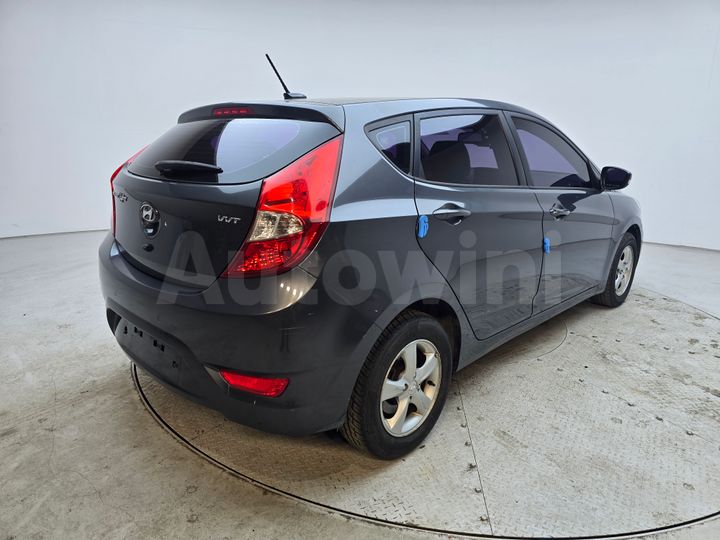 Hyundai Accent 2012 — 4
