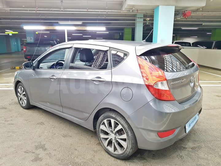 Hyundai Accent 2014 — 5