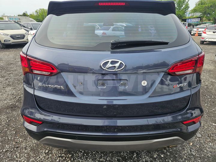 Hyundai SantaFe 2017 — 4