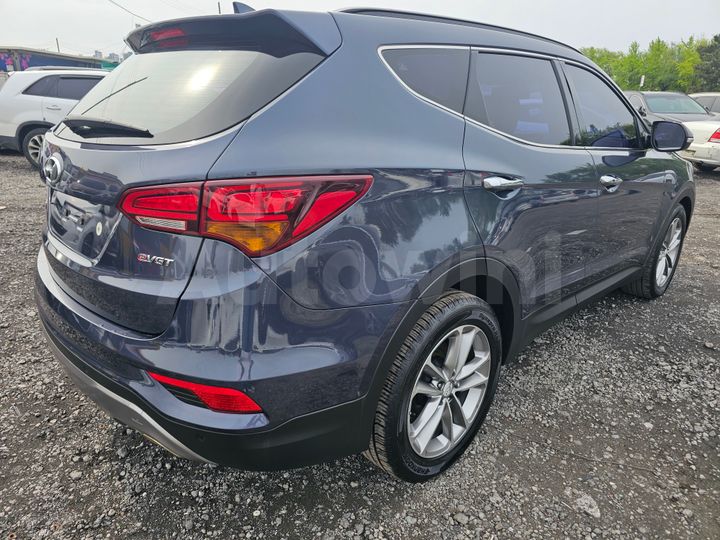 Hyundai SantaFe 2017 — 5