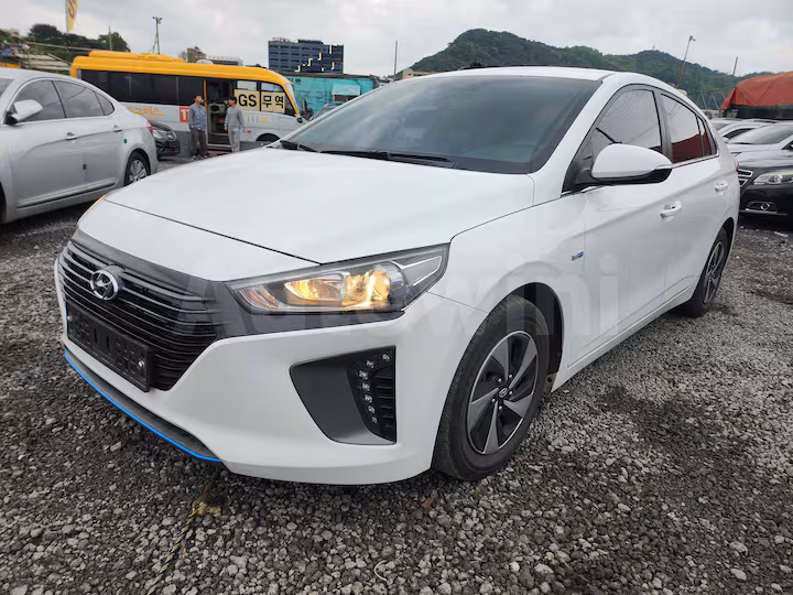 Hyundai Ioniq