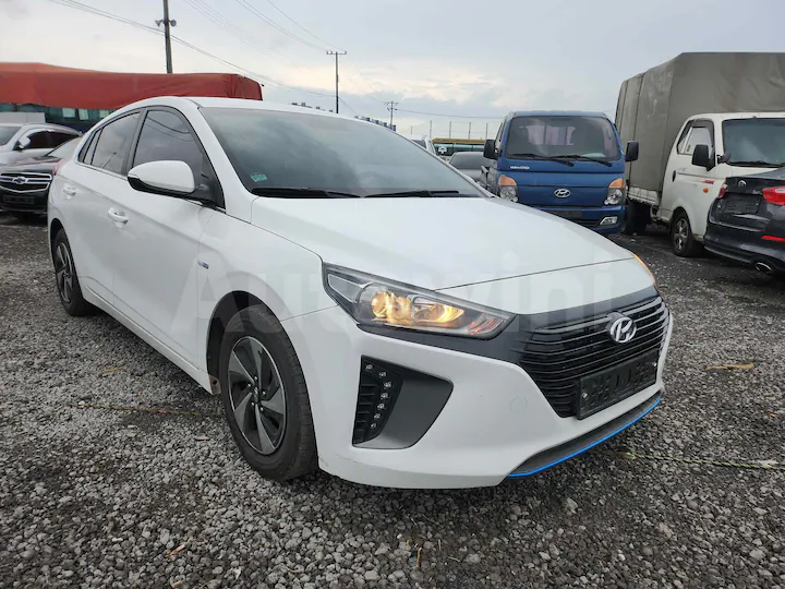 Hyundai Ioniq 2017 — 3