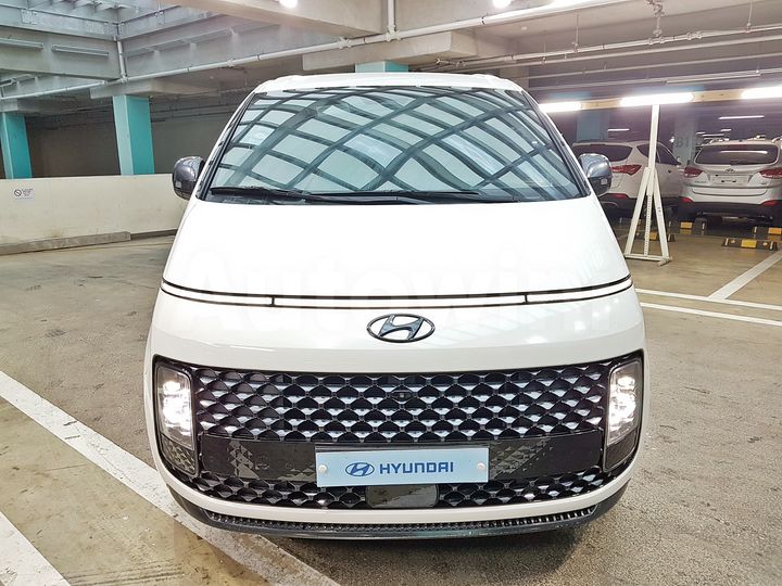 Hyundai Staria 2022 — 3