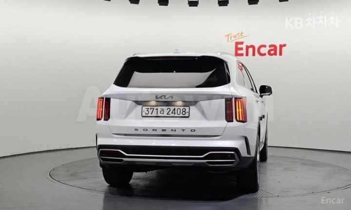 Kia Sorento 2022 — 4
