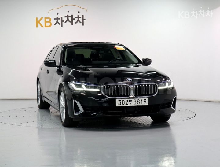 BMW 5 Series 2021 — 2