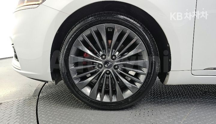 Kia K7 2017 — 5