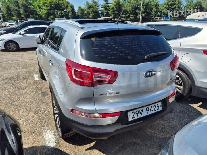 Kia Sportage 2011 — 4