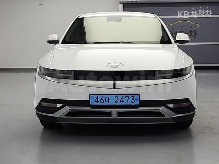 Hyundai Ioniq5 2023 — 2