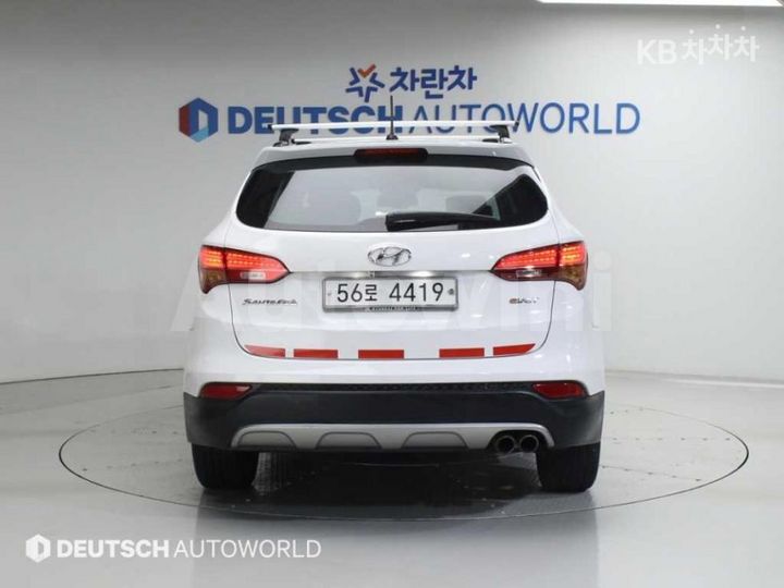 Hyundai SantaFe 2014 — 4