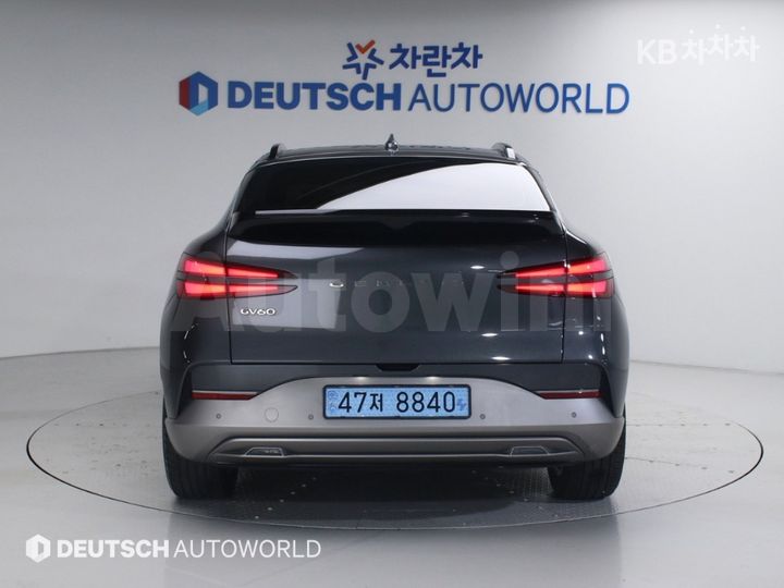 Genesis GV60 2022 — 4