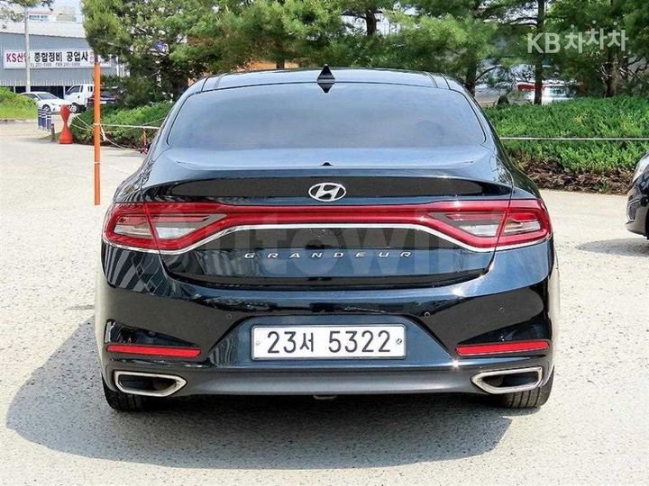 Hyundai Grandeur 2018 — 4