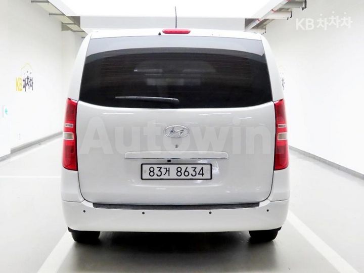 Hyundai Starex 2017 — 3