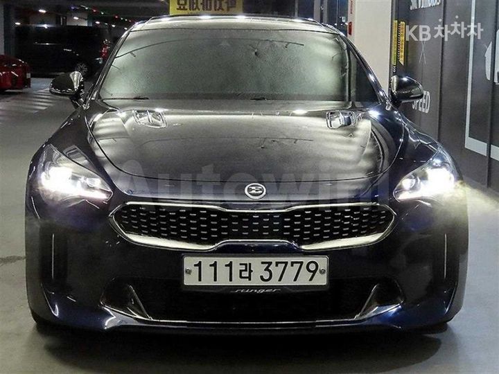 Kia Stinger 2020 — 2