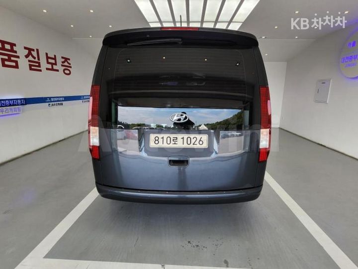 Hyundai Staria 2022 — 4
