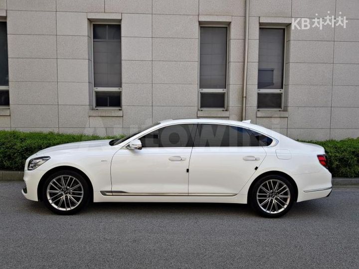 Kia K9 2021 — 3