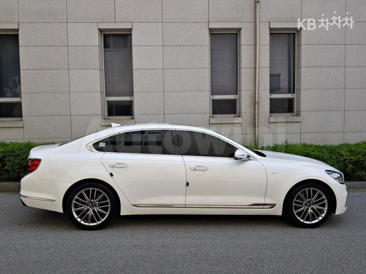 Kia K9 2021 — 4