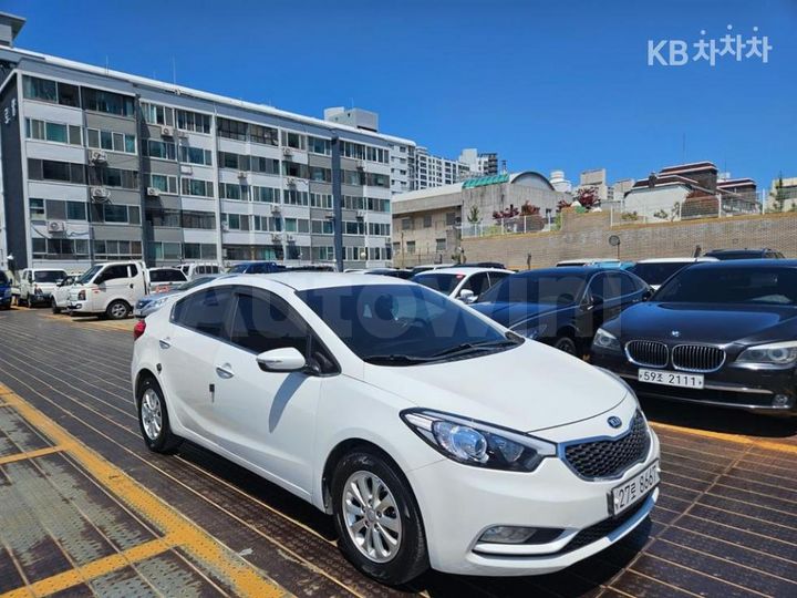 Kia K3 2015 — 2
