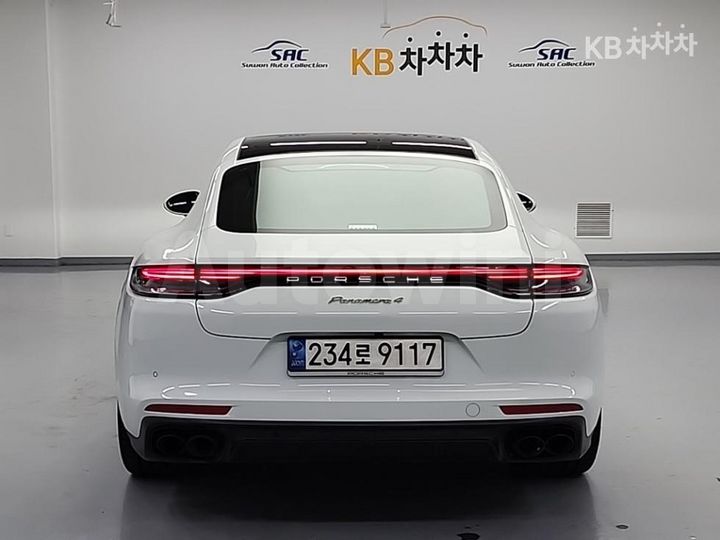 Porsche Panamera 2021 — 3